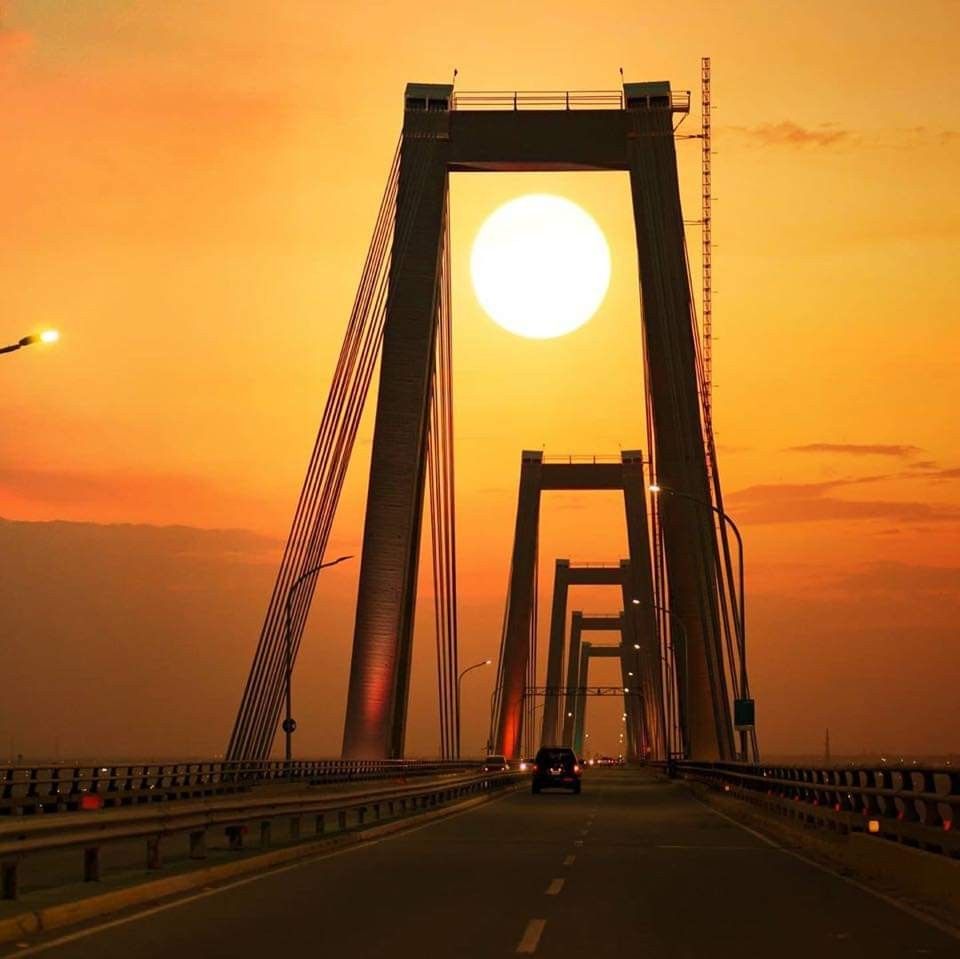 Maracaibo bridge at sunset